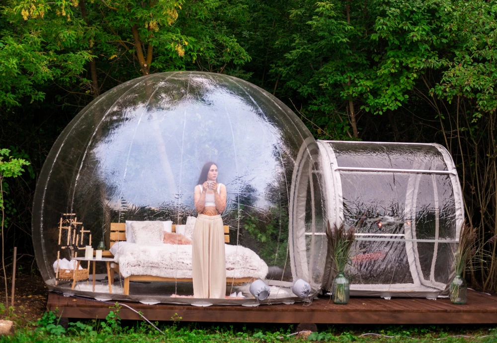 small bubble tent